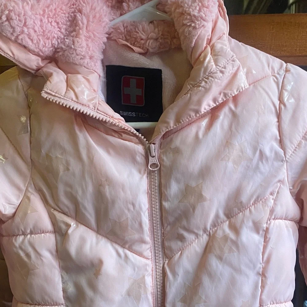 Swiss Tech Light Pink Kids XS Lined Puffer Jacket with Stars